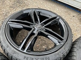 Audi Siunciam, 8,5J ET35 light alloy R19 rims