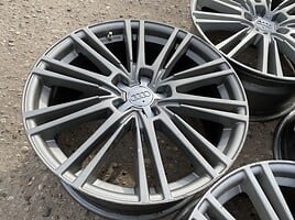 Audi Siunciam, 8.5J ET45 light alloy R19 rims