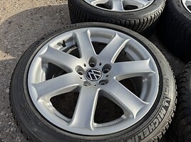 Volkswagen Siunciam, 8J ET30 Transporter light alloy R17 rims