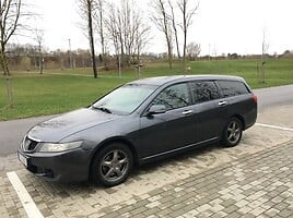 Honda Accord 2004 m Universalas