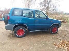 Nissan Terrano 1994 y Off-road / Crossover