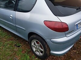 Peugeot 206 2001 г Хэтчбек