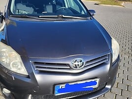 Toyota Auris I 2010 y