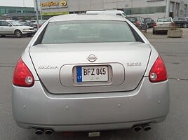 Nissan Maxima 2005 y Sedan