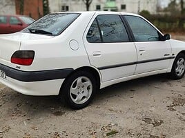 Peugeot 306 1998 г Седан