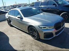 BMW 750 Sedanas 2022