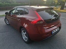 Volvo V40 2013 г Хэтчбек