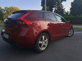 Volvo V40 2013 г Хэтчбек