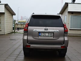 Toyota Land Cruiser 2018 г Внедорожник / Кроссовер