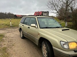 Subaru Forester 2000 г Внедорожник / Кроссовер