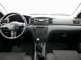 Toyota Corolla 2005 г Хэтчбек