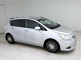 Toyota Verso Vienatūris 2010