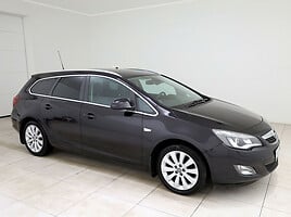 Opel Astra Universalas 2011