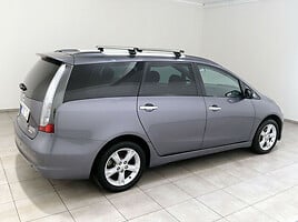 Mitsubishi Grandis 2009 y Van