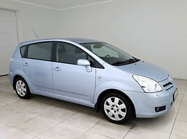 Toyota Corolla Verso Universalas 2004