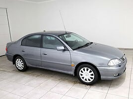 Toyota Avensis Sedanas 2002