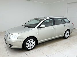 Toyota Avensis 2004 y Wagon