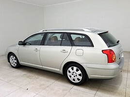 Toyota Avensis 2004 y Wagon