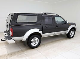 Nissan PickUp 2003 г Внедорожник / Кроссовер