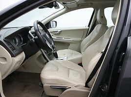 Volvo XC60 2010 г Внедорожник / Кроссовер