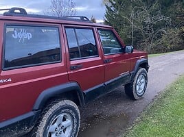 Jeep Cherokee 1999 y Off-road / Crossover