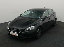 Volvo V40 Hečbekas 2015