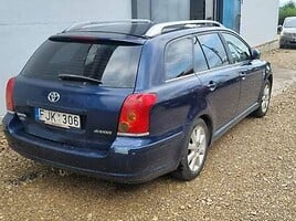 Toyota Avensis II 2004 г