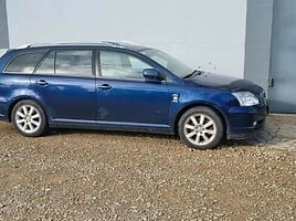 Toyota Avensis II 2004 г