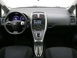 Toyota Auris 2012 г Хэтчбек