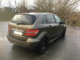 Mercedes-Benz B 180 W246 2011 y