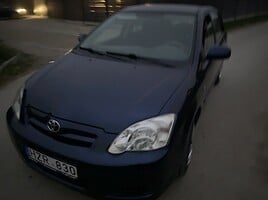 Toyota Corolla 2005 г Хэтчбек