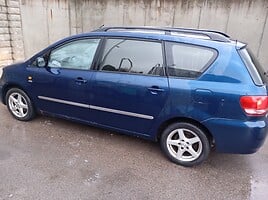 Toyota Avensis Verso 2003 y Van