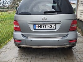 Mercedes-Benz ML 300 2010 y Off-road / Crossover