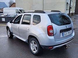 Dacia Duster 2010 y Off-road / Crossover