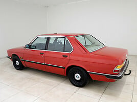 Bmw 518 1982 m Sedanas