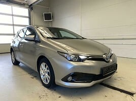 Toyota Auris 2016 г Хэтчбек