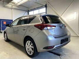 Toyota Auris 2016 г Хэтчбек