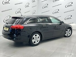 Opel Insignia 2.0 CDTi Sports Tour 2010 y