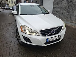 Volvo XC60 2012 y Off-road / Crossover