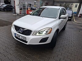 Volvo XC60 2012 y Off-road / Crossover