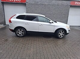 Volvo XC60 2012 y Off-road / Crossover