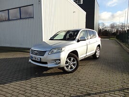 Toyota RAV4 III 2010 y