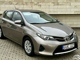 Toyota Auris Hečbekas 2013