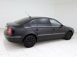 Skoda Superb 2004 y Sedan