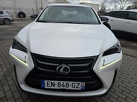 Lexus NX 300h 2017 y Off-road / Crossover