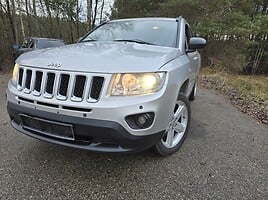 Jeep Compass 2011 г Внедорожник / Кроссовер