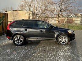 Volvo XC60 2012 г Внедорожник / Кроссовер