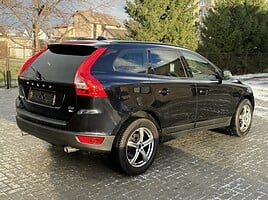 Volvo XC60 2012 г Внедорожник / Кроссовер