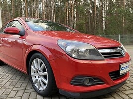 Opel Astra 2005 г Купе