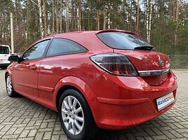 Opel Astra 2005 г Купе